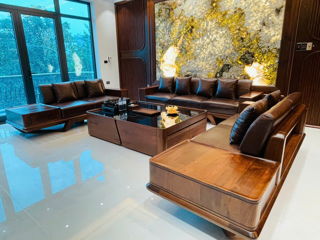 z7233002532744_7e5eb801b5d7470779a74d3be1be8229