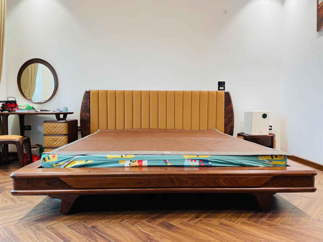 z7233002786347_7d2b54de293aa6fb75735a5ee556b6d8