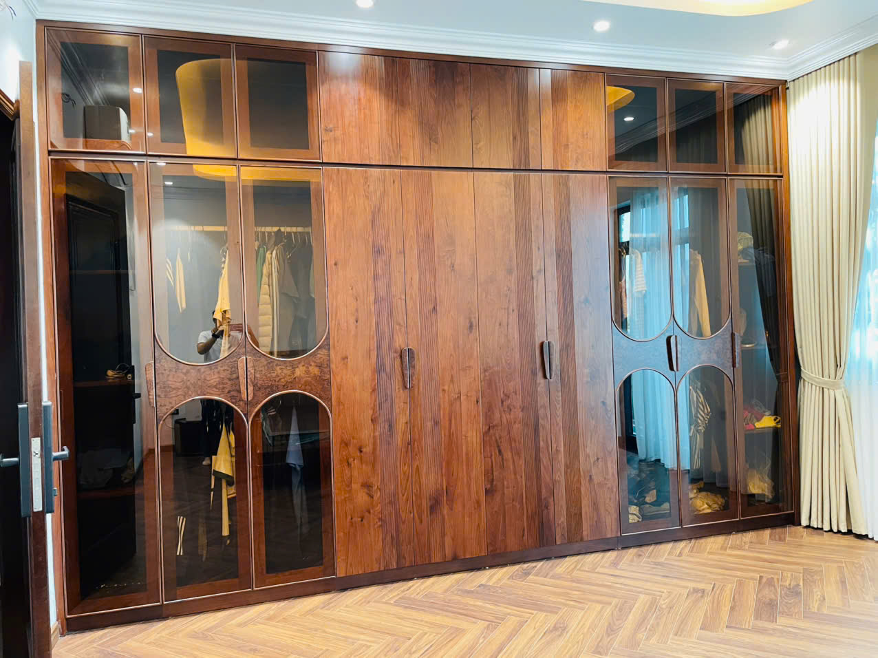 z7233003910381_058db891fe1847c0fddcd2d543416603